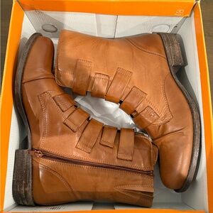 New Miz Mooz Leighton Leather Boots women’s size 9 Brandy Brown